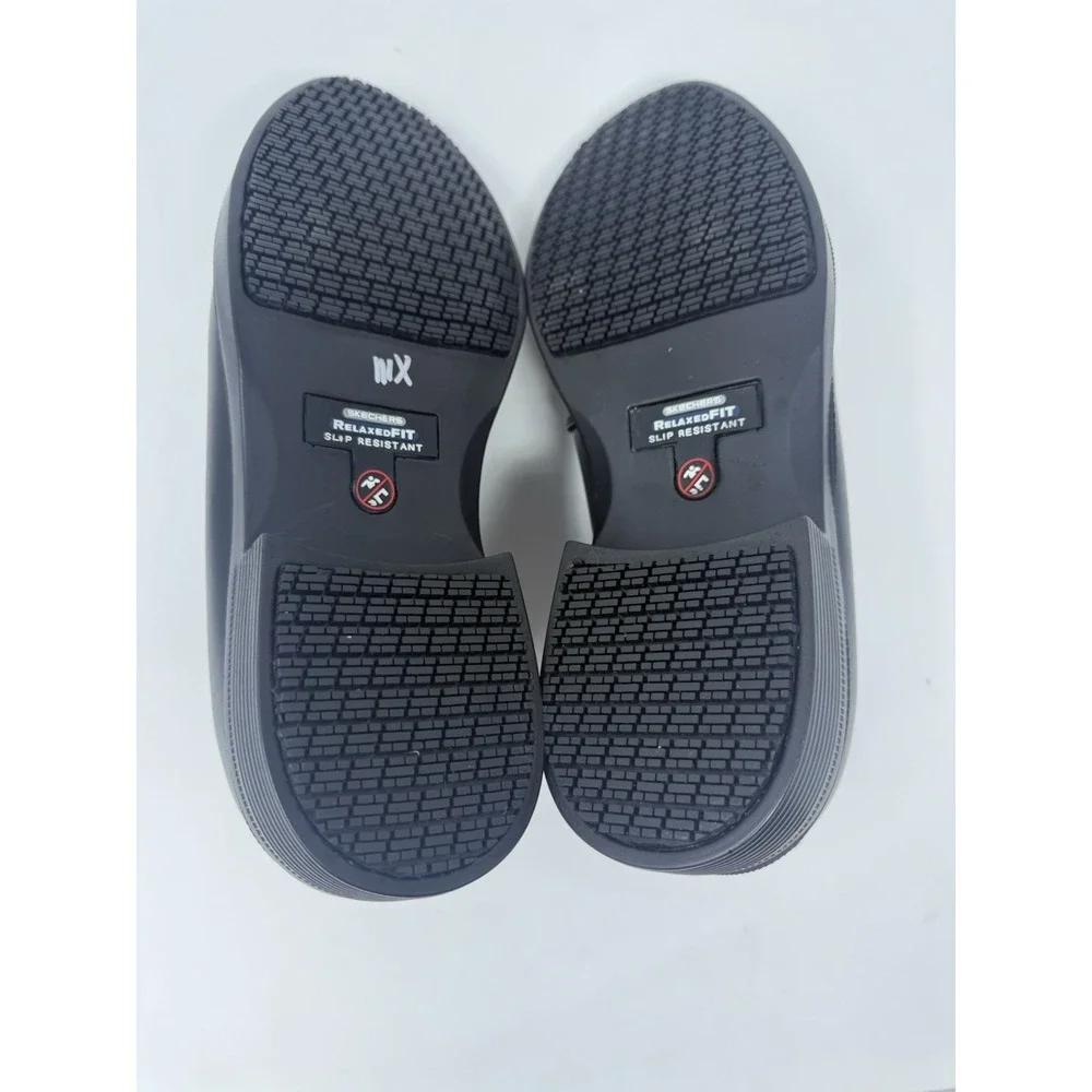 Skechers work relaxed